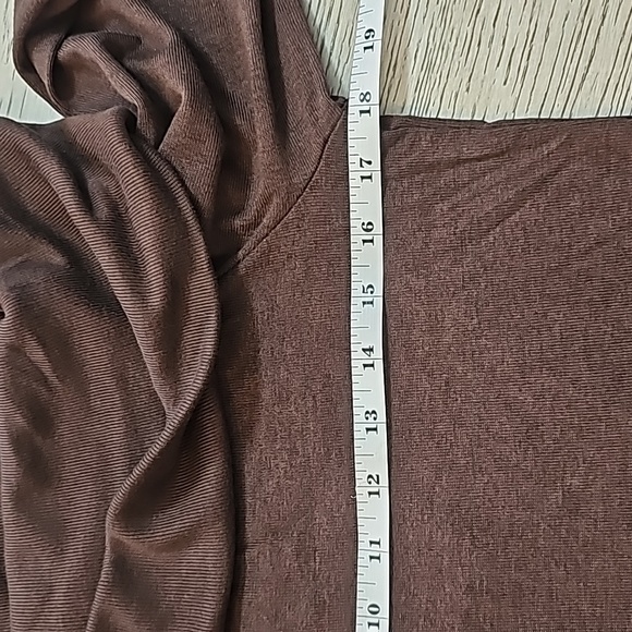 Banana Republic off the shoulder soft lux sweater. - Picture 4 of 6